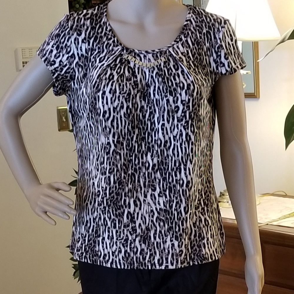 Animal print top